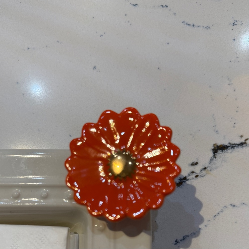 Nora Fleming mini orange daisy flower power retired